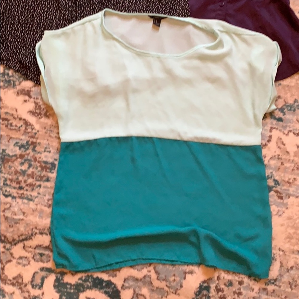 Blouse bundle - Picture 2 of 4